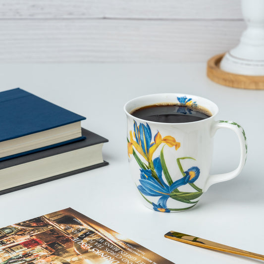 Botanical Flowers Garden Iris Java Mug