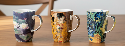 Bundle three Grande Mug in fine bone china, front view, handle right, table setting